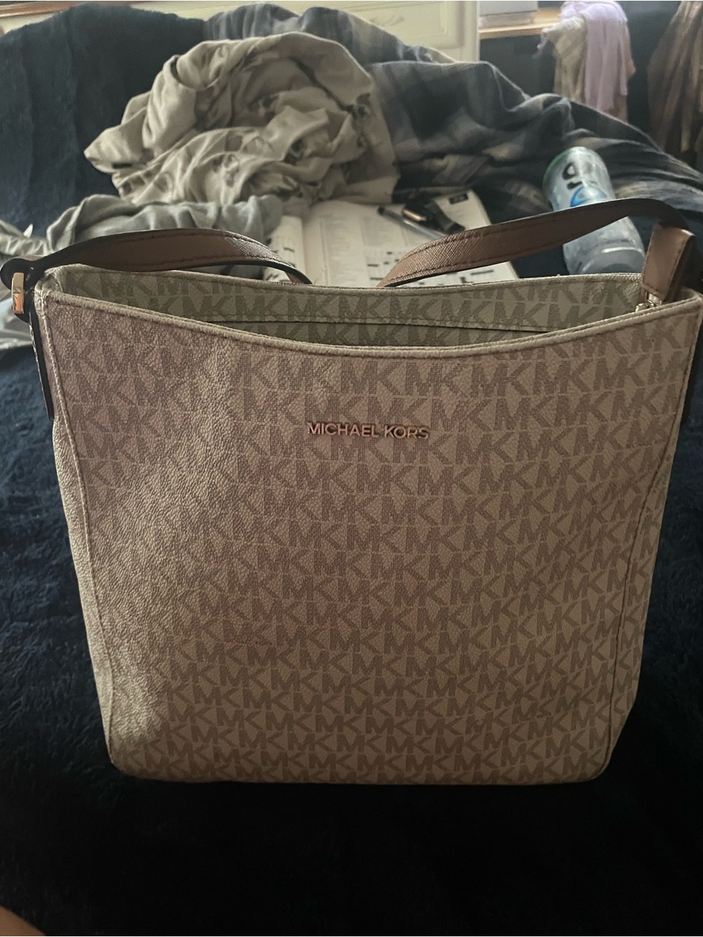 Michael Kors Cream Logo Shoulder Bag with Brown Strap - Picture 2 of 11